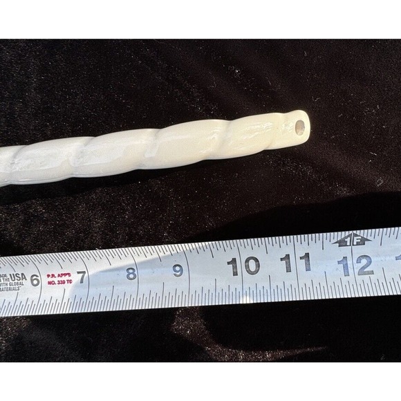 Rare MWW Market Embossed Bumble Bee White Basket Collection Soup Ladle -A29 - Picture 4 of 8